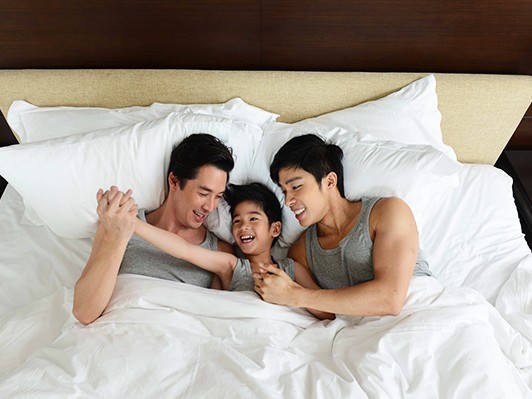 タイのゲイカップルの子育て描くドラマ他、LGBTQ映画祭「レインボー・リール東京」開幕